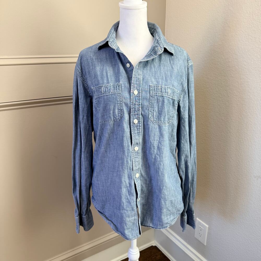 Old Navy Men’s Slim Fit Medium Wash Denim Button Up Shirt 100% Cotton Size M